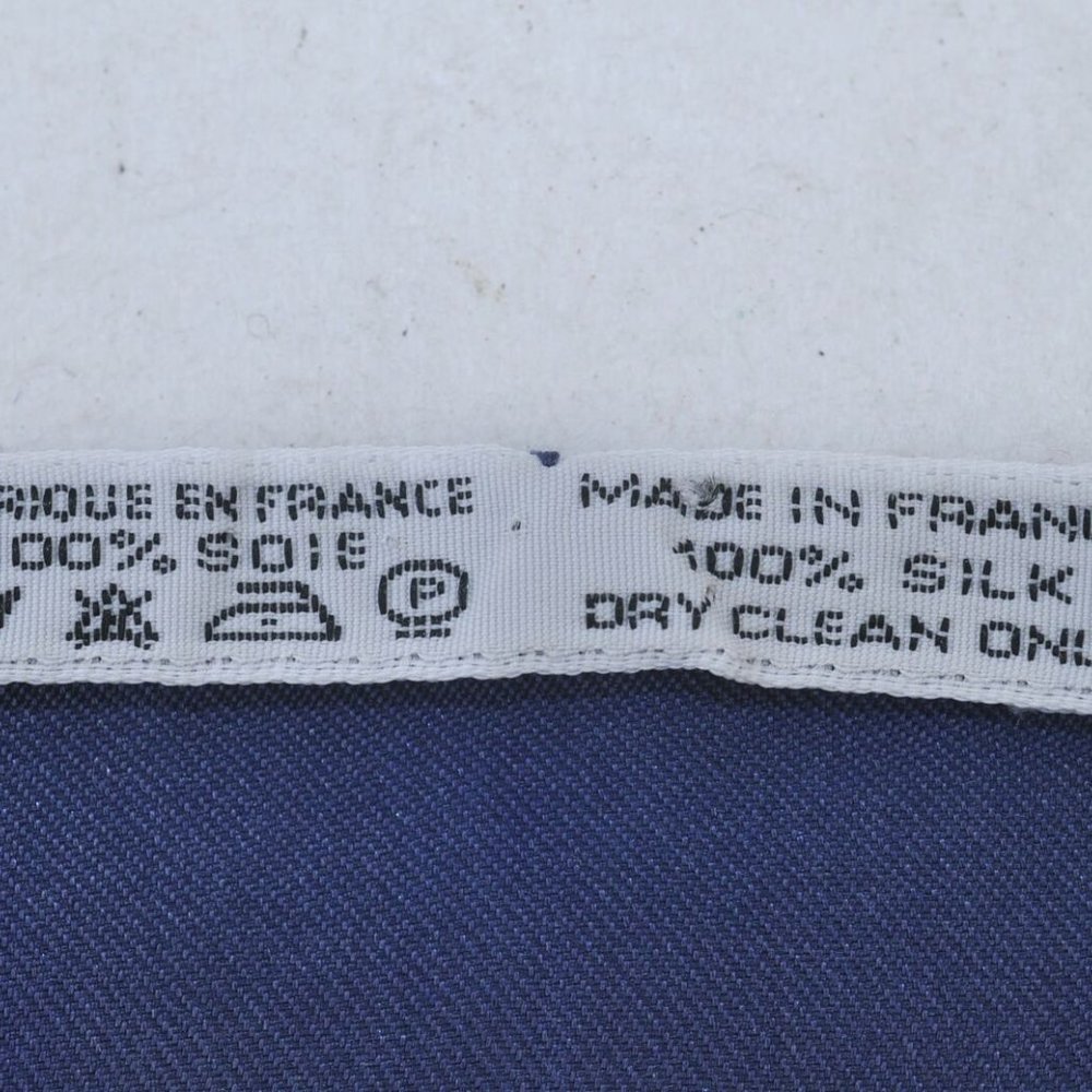 Authentic HERMES Carre 90 Scarf "MORS&FILETS" Silk Blue - Picture 12 of 13